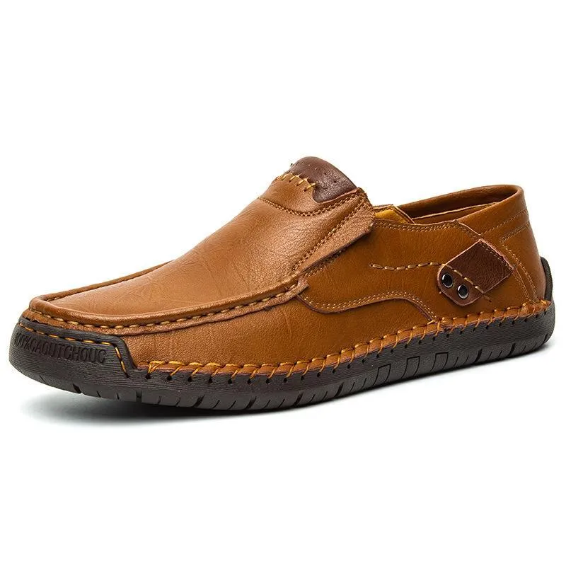 Breathable calfskinClassic comfortable leather shoes for men