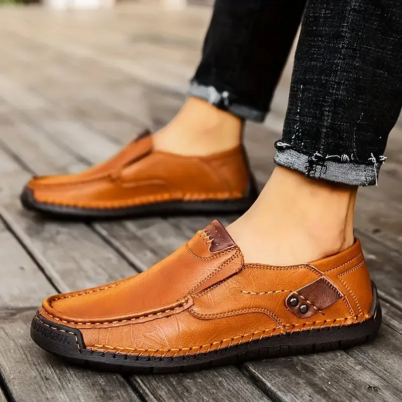 Breathable calfskinClassic comfortable leather shoes for men