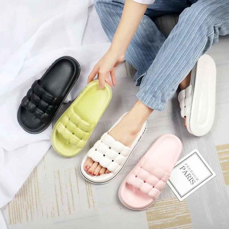 CozyClouds | Trendy Summer Style | Fashionable Slippers