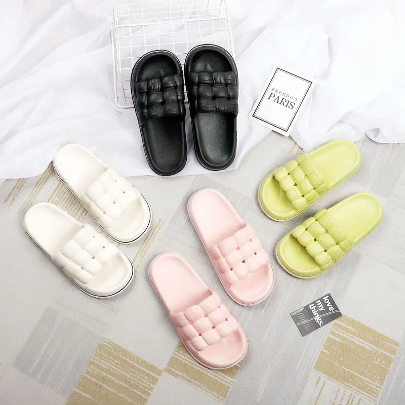 CozyClouds | Trendy Summer Style | Fashionable Slippers