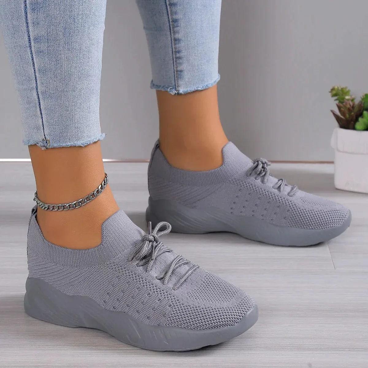 Zinnia | Premium Orthopaedic Walking Shoes
