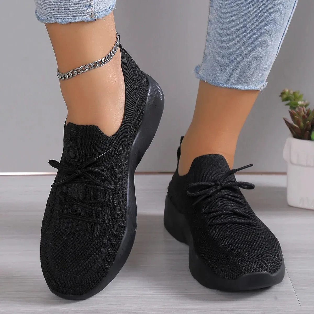 Zinnia | Premium Orthopaedic Walking Shoes